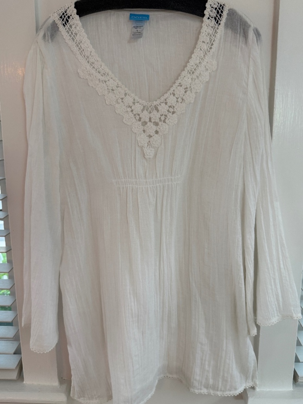 Dotti Boho White Delicate Lacy Appliqué Bathing Swim Suit Cover Up V-Neck Large